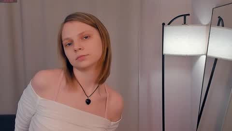 Lily online show from 03/02/26, 09:16