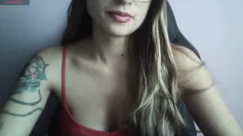 Tifanny online show from 04/27/26, 09:57