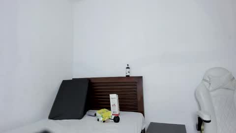 tifanymonroehot online show from 11/03/25, 11:22