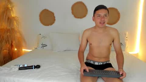 tifanyrossii online show from 02/06/26, 12:48