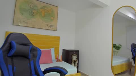 T I F F A N N Y online show from 04/18/26, 01:04