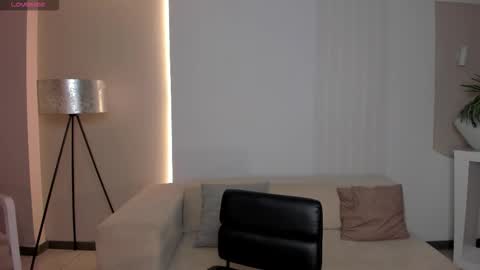 Tiffanny Sins online show from 11/16/25, 11:32