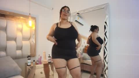 Tiffany and Stacy online show from 09/15/25, 07:47