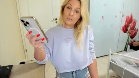 Tiffany your girl next door online show from 02/12/26, 06:14