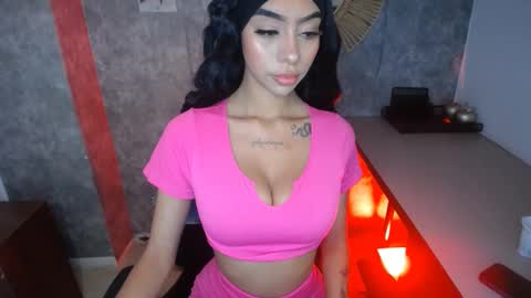 tiffany_1m online show from 12/09/24, 12:08