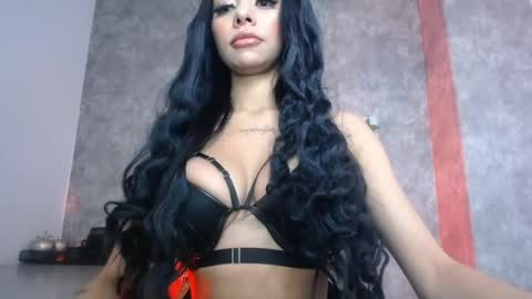 tiffany_1m online show from 12/12/24, 11:40