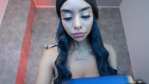 tiffany_1m online show from 12/12/24, 05:59