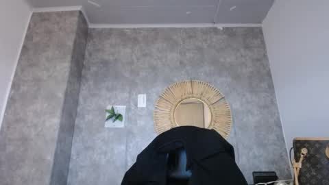 tiffany_1m online show from 12/23/24, 10:23