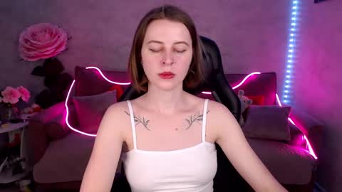 Tiffany online show from 02/28/25, 02:31