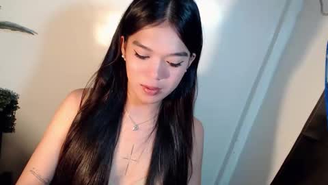 tiffany_amberx online show from 05/04/26, 09:55
