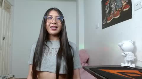Tifanny online show from 10/20/25, 03:56