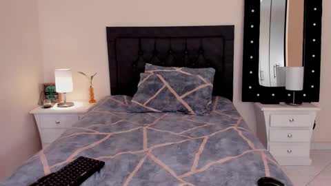 VAL online show from 09/22/25, 12:18