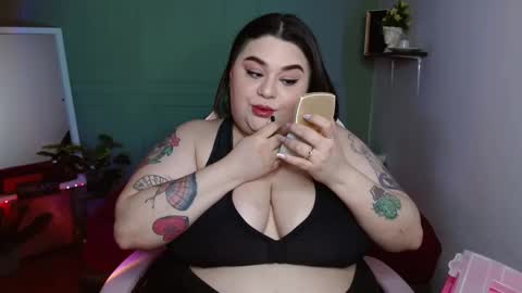 dont forget ask for custom vids  online show from 12/29/24, 06:56