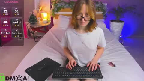 tiffany_roy online show from 01/09/25, 02:43