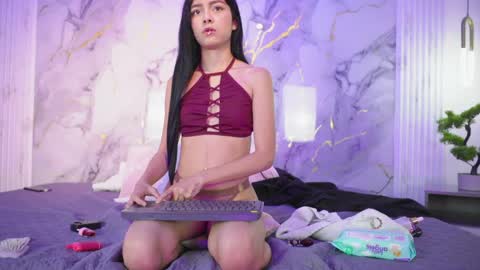 tiffany_yi online show from 06/03/26, 01:46