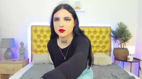 Tiffani online show from 04/02/26, 01:20