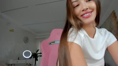 Snapshot of tiffanyhouston_ chatting on 02/03/25, 09:52 Tiffany Houston online show from 02/03/25, 09:52