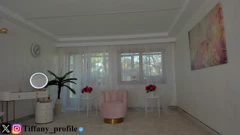 Tiffany Houston online show from 10/31/25, 07:20