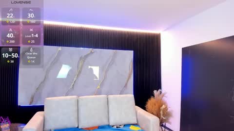 tiffanyhoustton online show from 02/26/26, 11:53