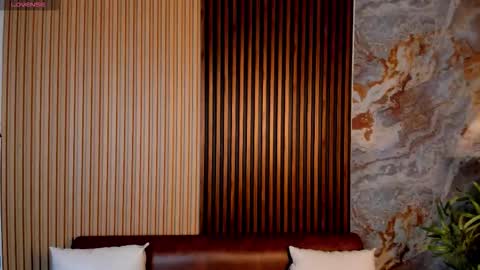 tiffanyhoustton online show from 03/03/26, 11:38