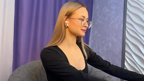 Tiffany online show from 12/16/24, 02:27