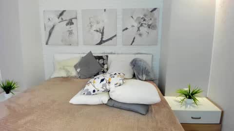 Tiffany online show from 01/21/25, 06:34