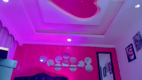 tiffanymackensyy69 online show from 05/08/26, 11:32