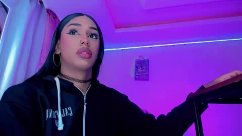 tiffanymackensyy69 online show from 05/29/26, 01:03