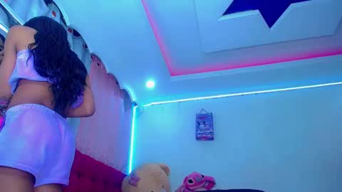 tiffanymackensyy69 online show from 06/02/26, 01:18