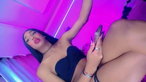 tiffanymackensyy69 online show from 06/02/26, 01:24
