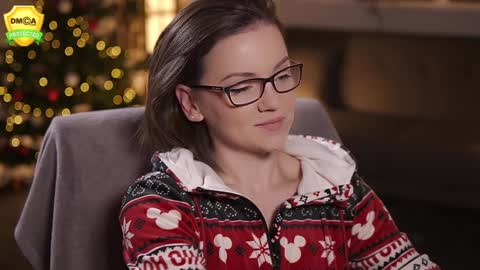 tiffanyriox online show from 12/21/24, 02:52