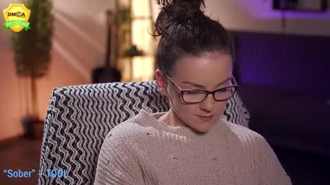 tiffanyriox online show from 09/18/25, 11:40