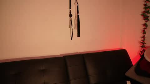 My name is Tiffany welcome  online show from 04/25/26, 05:21