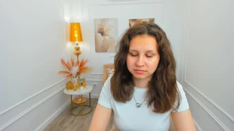 Snapshot of tiffanyyouwert chatting on 05/20/26, 04:24 tiffanyyouwert online show from 05/20/26, 04:24