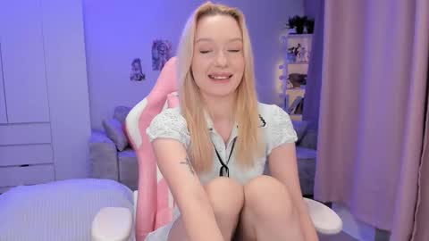 Tiffany online show from 11/25/25, 03:17