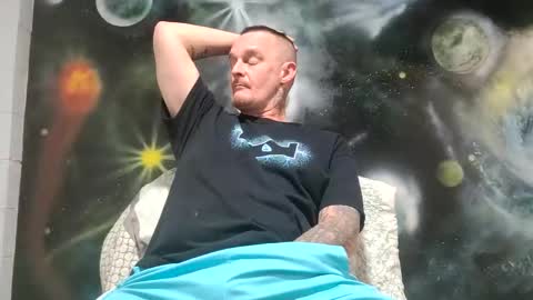 tigga21st online show from 10/30/25, 08:27