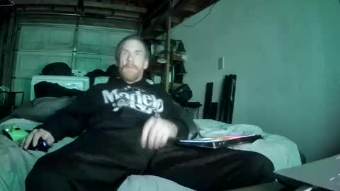 Snapshot of tiggity19 chatting on 04/27/26, 08:45 Tiggity23 come stroke my 9 cock with ne online show from 04/27/26, 08:45