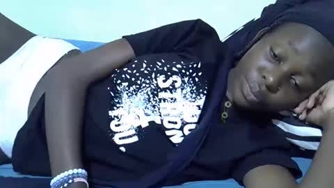 tight_pussie online show from 04/20/26, 01:47