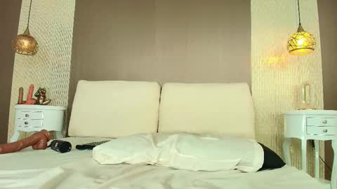 T I F F A N Y online show from 02/26/26, 08:57