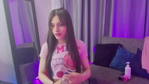 tiinajonus_ online show from 03/04/26, 04:18