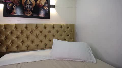 tiiny emilly online show from 11/02/25, 12:40