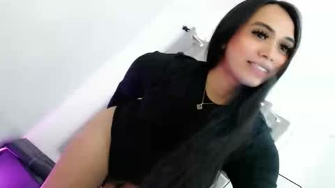 Tijana online show from 12/22/25, 04:42