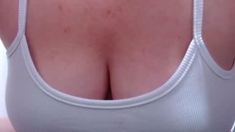 Snapshot of tila_nastyy chatting on 06/23/26, 01:47 Tila online show from 06/23/26, 01:47