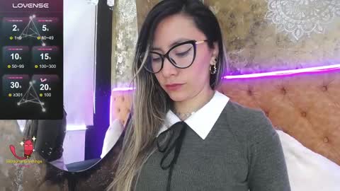 TILA TEQUILA online show from 02/26/25, 12:25