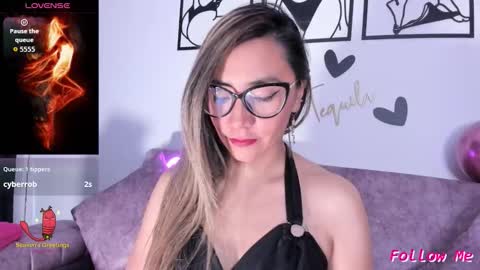 TILA TEQUILA online show from 09/09/25, 02:05