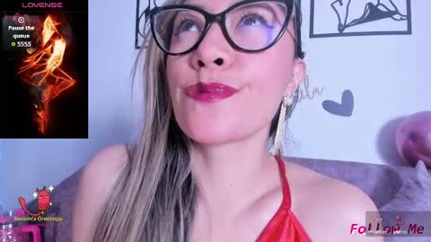 TILA TEQUILA online show from 10/09/25, 02:04