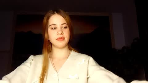 Snapshot of tillietruchan chatting on 03/05/26, 09:38 Natalie online show from 03/05/26, 09:38