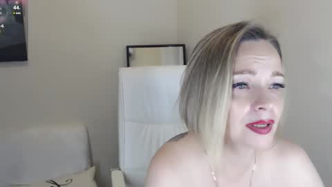 Tilly online show from 12/12/24, 10:42