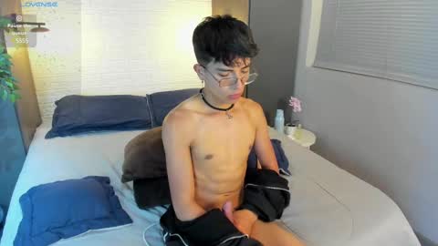 Snapshot of tim__fox chatting on 02/05/25, 02:40 Tim Fox online show from 02/05/25, 02:40