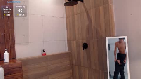 Snapshot of tim__fox chatting on 02/23/25, 10:31 Tim Fox online show from 02/23/25, 10:31